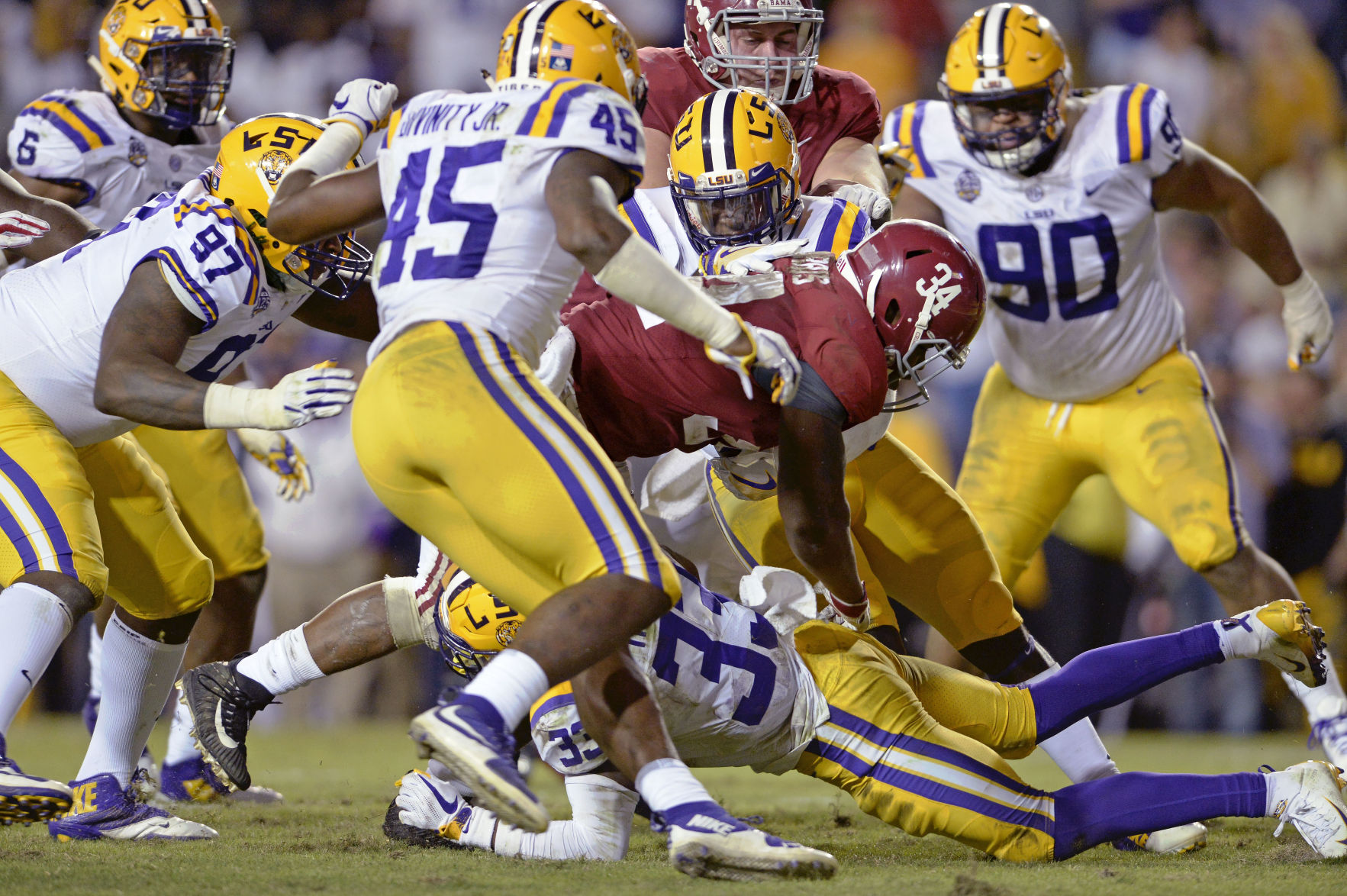 lsualabamafootball2307.110418 bf